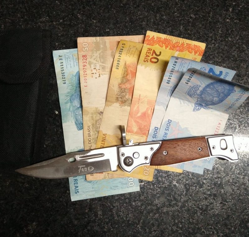 Mulher ameaça caminhoneiro com canivete e rouba R$ 194 após ganhar carona em Lages