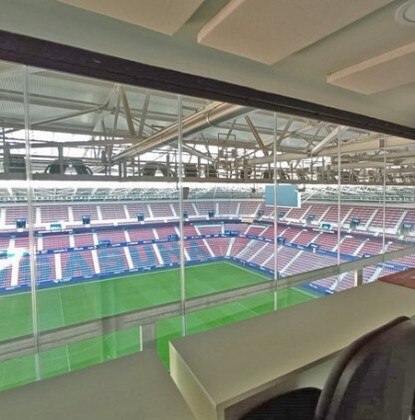 Detalhe da cabine de imprensa, que d&aacute; uma vista privilegiada para o campo de jogo – Foto: Divulga&ccedil;&atilde;o/C.A. Osasuna./ND