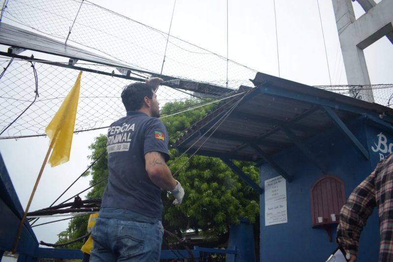 Perícia foi realizada no local &#8211; Foto: Fabiano do Amaral/Correio do Povo