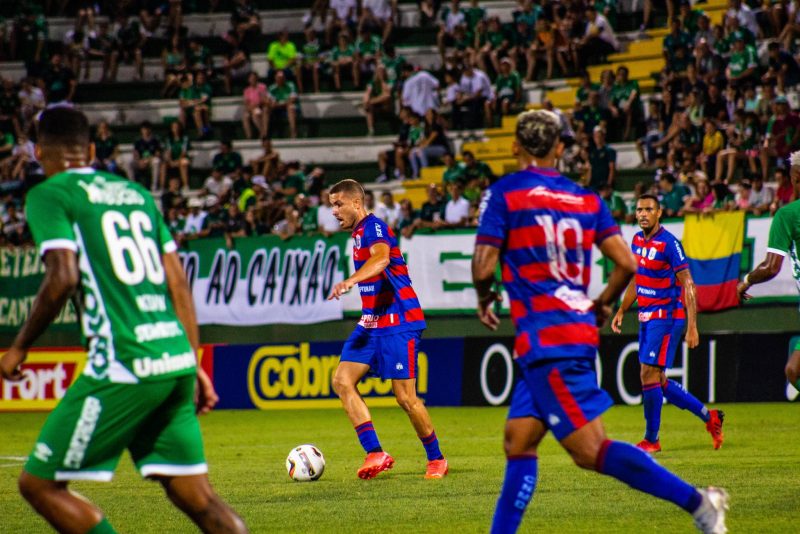 As duas equipes catarinenses se enfrentam no Est&aacute;dio Doutor Herc&iacute;lio Luz pela primeira fase da Copa do Brasil – Foto: Marc&iacute;lio Dias/twitter/ND