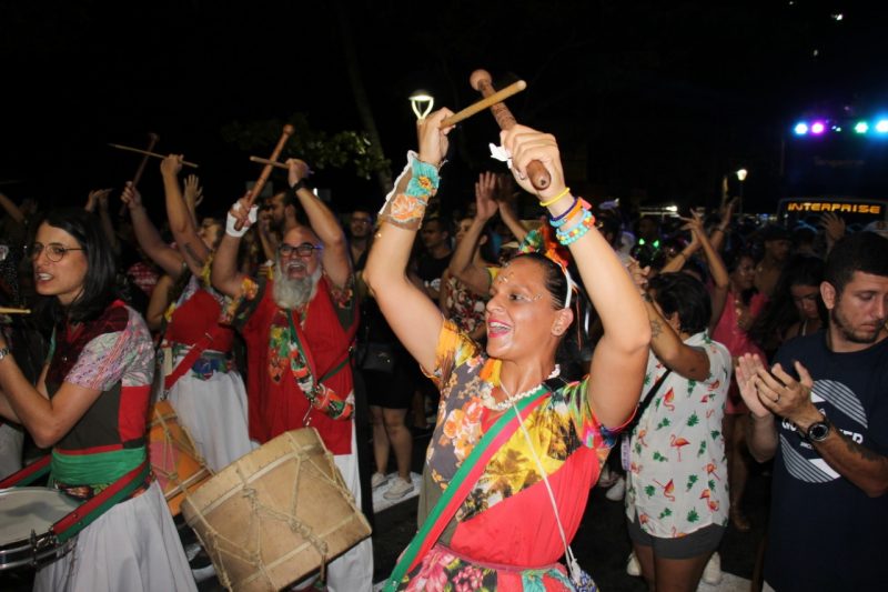 A partir do dia 18, a Avenida Atl&acirc;ntica vira uma grande folia com o Carnaval de Rua de Balne&aacute;rio Cambori&uacute; – Foto: Arquivo PMBC/Divulga&ccedil;&atilde;o/ND