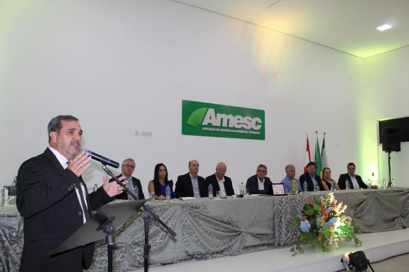 Cerim&ocirc;nia de posse foi realizada na noite dessa sexta-feira – Foto: Divulga&ccedil;&atilde;o/ND