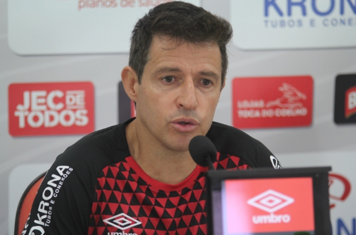 Ramon Menezes atuou pelo JEC em 2011 e &eacute; o atual t&eacute;cnico do sub-20 do Brasil – Foto: Fabr&iacute;cio Porto/Arquivo/ND