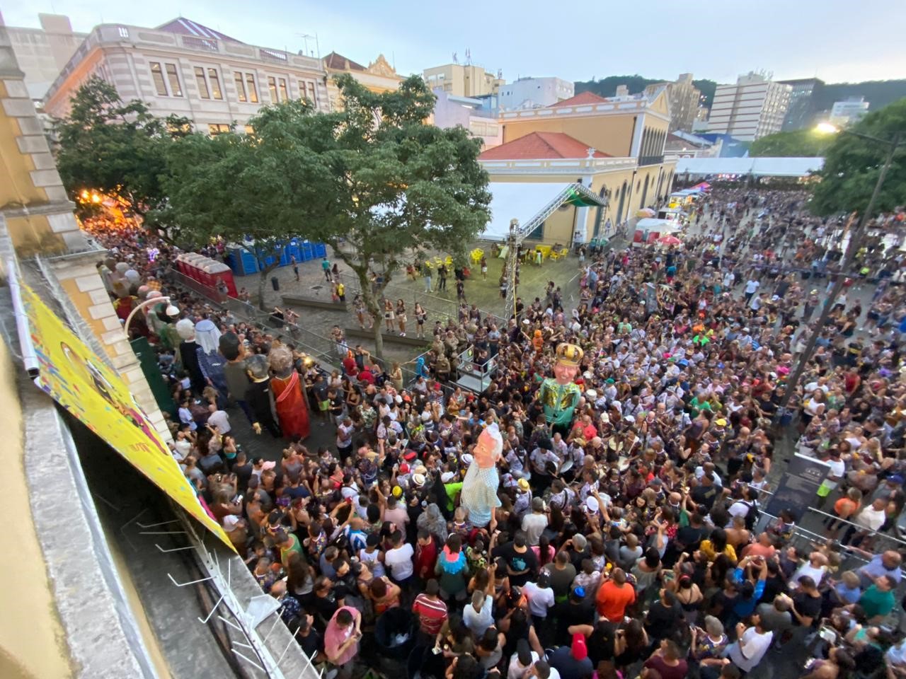 Via Oeste será interditada para Carnaval de rua - Prefeitura de