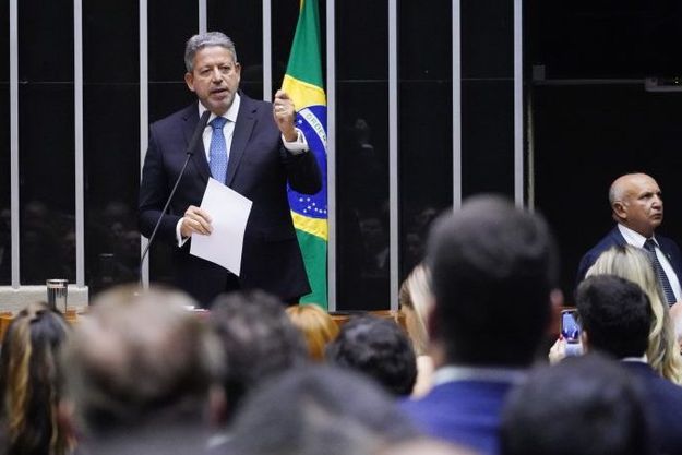 Lira afirmou que deputados que continuarem com ofensas “eleitoreiras” podem ser punidos – Foto: Pablo Valadares/C&acirc;mara dos Deputados/ND