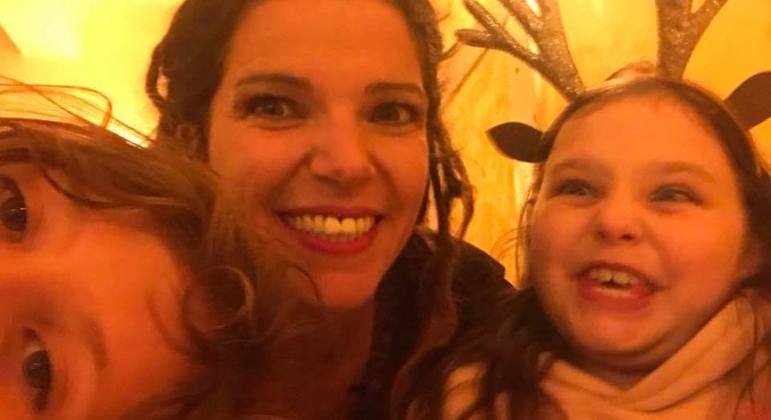 mãe educação filhas palavrão hora de dormir