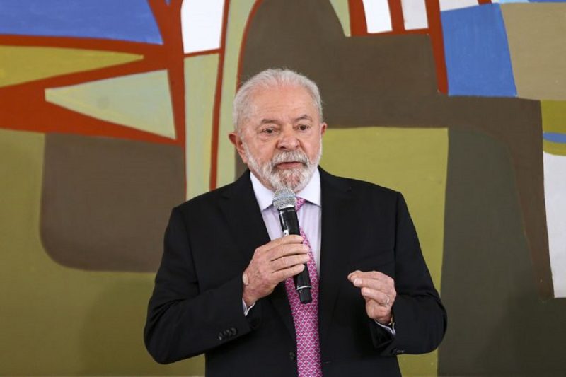 Presidente Lula vai decidir sobreo veto da desoneração da folha até 2027