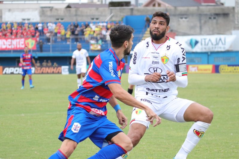 Marc&iacute;lio Dias e Brusque se enfrentaram em Itaja&iacute; e n&atilde;o sa&iacute;ram do zero a zero – Foto: Divulga&ccedil;&atilde;o/Artur Miranda/ CNMD