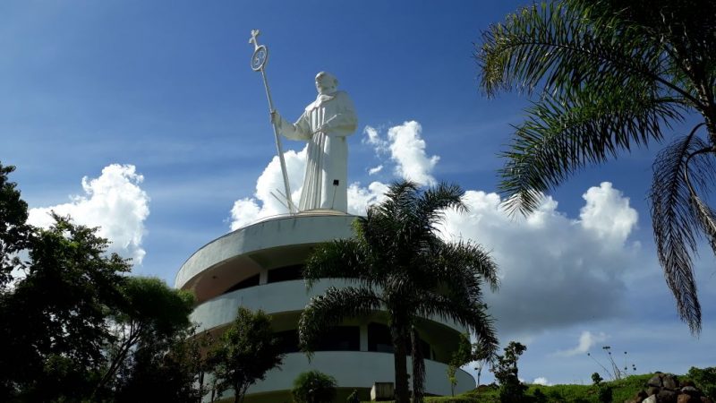 Monumento est&aacute; localizado no alto do munic&iacute;pio de Joa&ccedil;aba. – Foto: Wikip&eacute;dia/Reprodu&ccedil;&atilde;o/ND