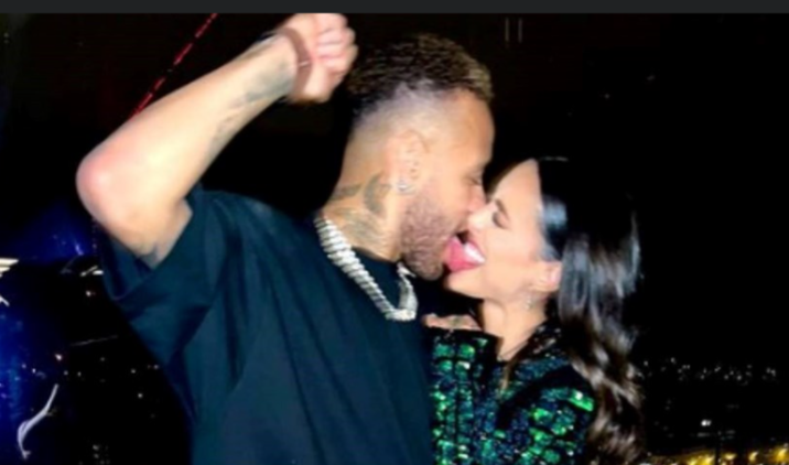 Beijo Na Boca De Bruna Biancardi, Fotos, Messi... Festa De Neymar ...