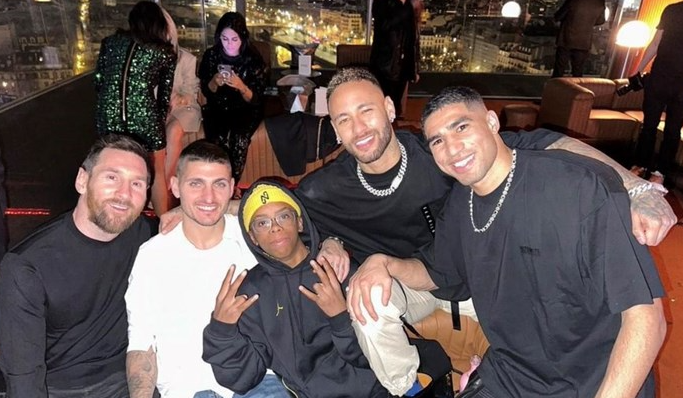 Messi prestigiou a festa de Neymar – Foto: Instagram