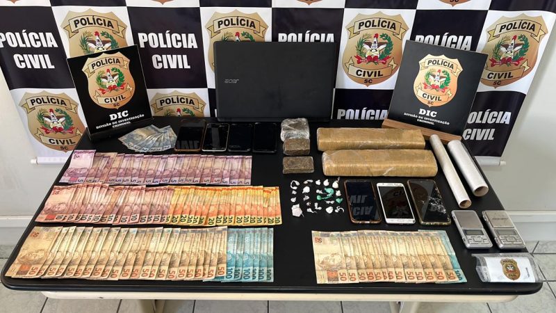 Opera&ccedil;&atilde;o Ignavos foi realizada na manh&atilde; desta segunda-feira (27) em Blumenau – Foto: Divulga&ccedil;&atilde;o/Pol&iacute;cia Civil/Reprodu&ccedil;&atilde;o/ND