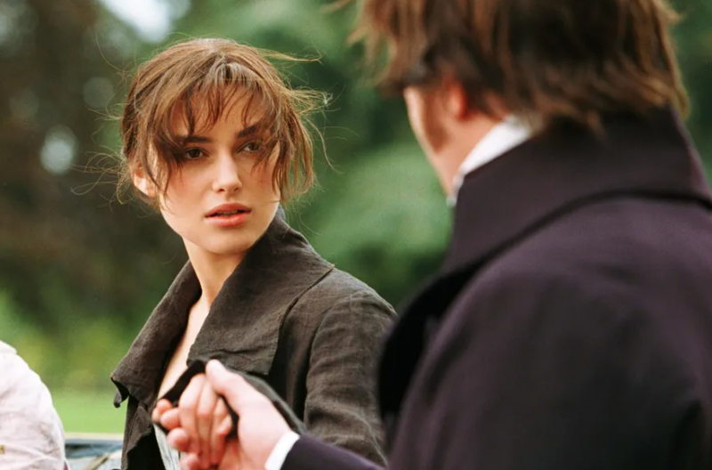 Keira Knightley interpreta Lizzie na adapta&ccedil;&atilde;o de 2005 – Foto: Universal Studios/Divulga&ccedil;&atilde;o/ND