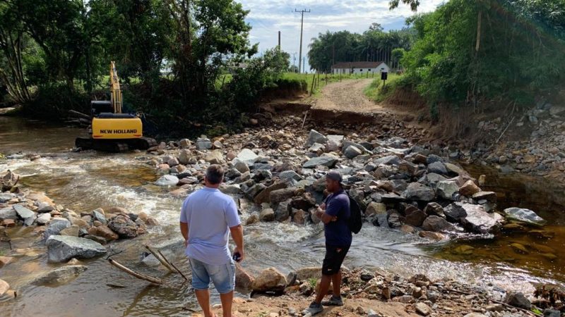 Cabeceiras da ponte j&aacute; foram constru&iacute;das – Foto: Adriano Caldas/DC/Divulga&ccedil;&atilde;o/ND