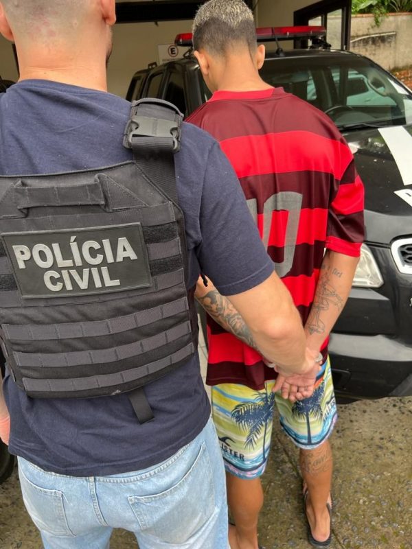 Dois homens suspeitos por roubar distribuidora de Blumenau acabam presos nesta sexta-feira – Foto: DIC / Reprodu&ccedil;&atilde;o ND