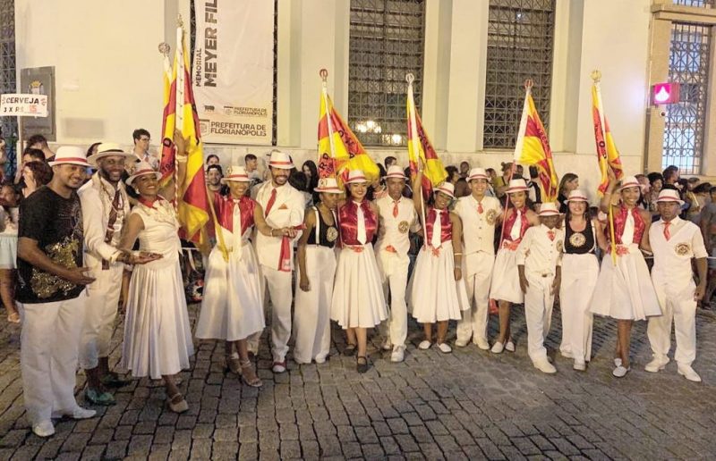 Embaixada da Copa Lord oferece tr&ecirc;s a&ccedil;&otilde;es sociais para a comunidade – Foto: Roberta Machado/Reprodu&ccedil;&atilde;o/ND