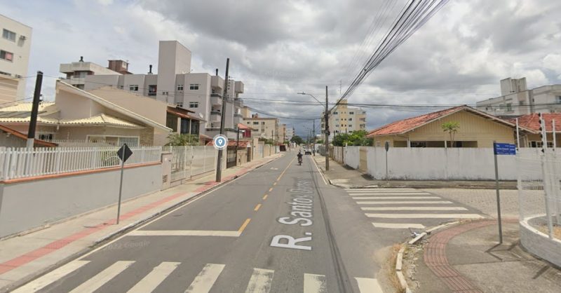 Crime aconteceu em um bar na rua Santos Dumont – Foto: Google Street View/Reprodu&ccedil;&atilde;o/ND