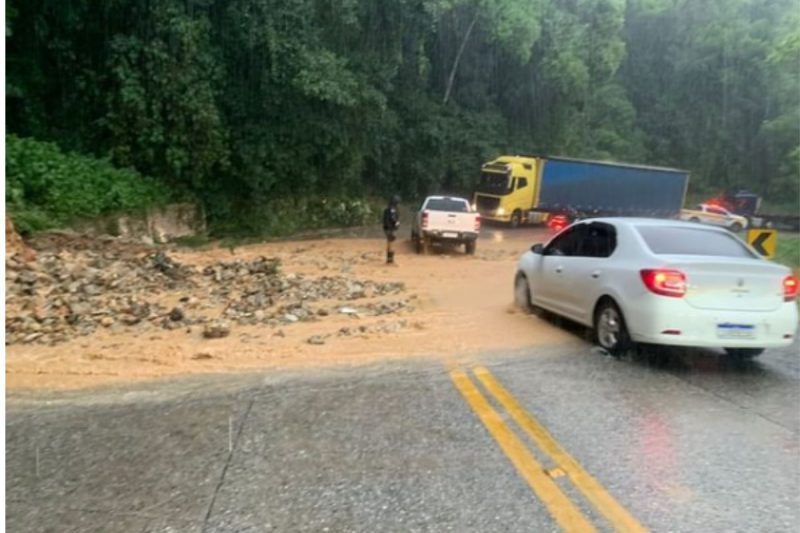 Serra Dona Francisca voltou a ser liberada ap&oacute;s deslizamentos – Foto: PMRv/Divulga&ccedil;&atilde;o