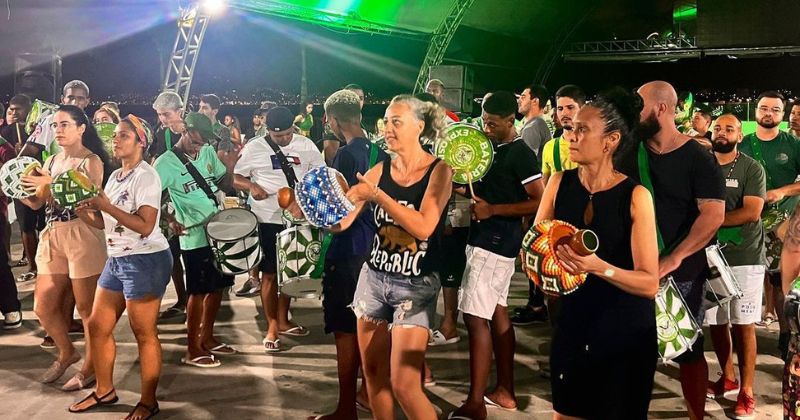 Ensaios do Carnaval re&uacute;nem centenas de pessoas – Foto: Jardim das Palmeiras/Reprodu&ccedil;&atilde;o/ND