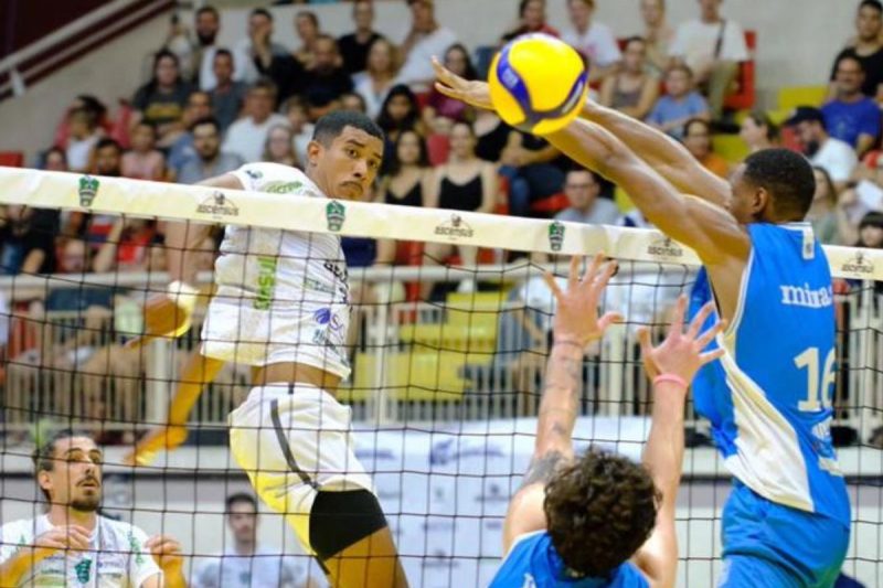 Joinville V&ocirc;lei venceu todos os jogos fora de casa at&eacute; aqui na Superliga B – Foto: Fabrizio Motta/Divulga&ccedil;&atilde;o