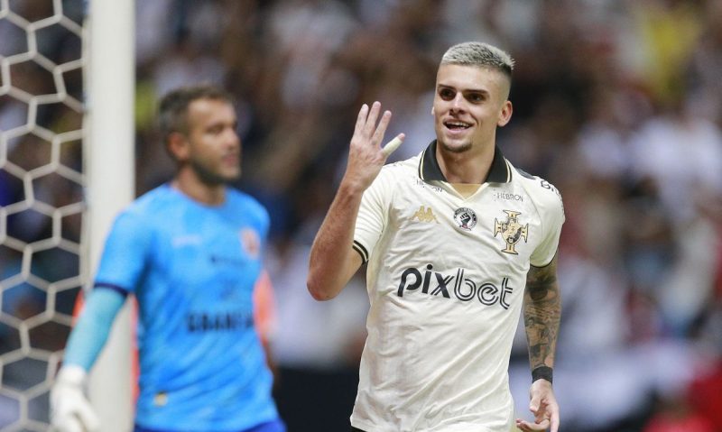 Gabriel Pec foi um dos destaques do time de S&atilde;o Janu&aacute;rio – Foto: Daniel Ramalho/Vasco/ND