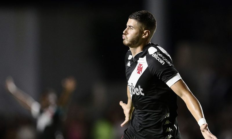 Pedro Raul chuta comemora seu gol, o primeiro na partida entre Vasco da Gama x Boavista – Foto: Daniel Ramalho/Vasco/ND