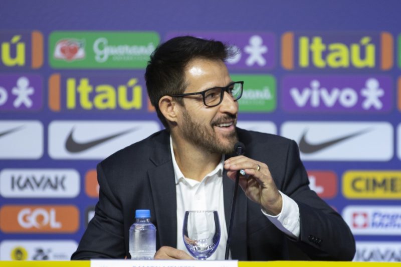 Ramon Menezes vai treinar a seleção brasileira principal pela primeira vez