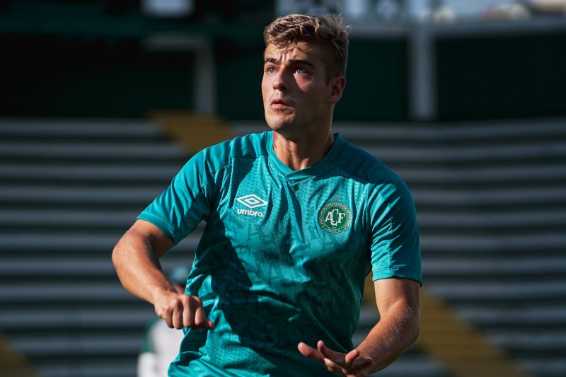 Mancha. lateral da Chapecoense – Foto: Tiago Meneghini/ACF/ND