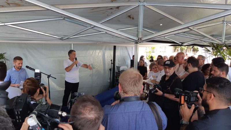 Cerim&ocirc;nia re&uacute;ne lideran&ccedil;as pol&iacute;ticas e representantes – Foto: Valeska Loureiro/ND