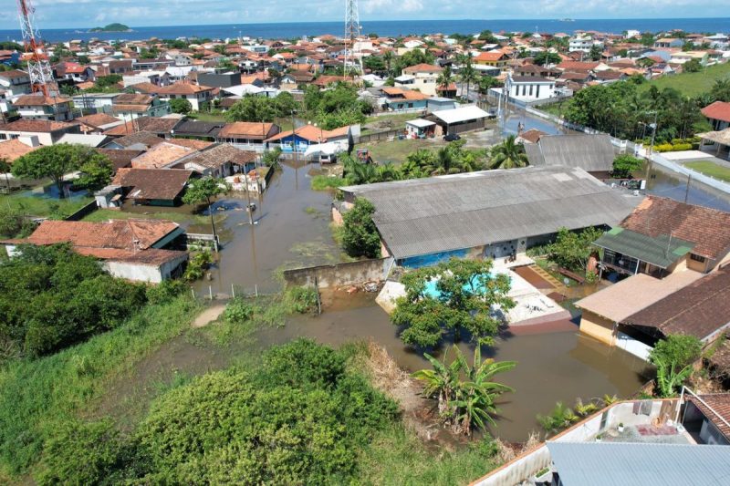Alagamentos atingiram v&aacute;rias ruas e casas em Balne&aacute;rio Barra do Sul – Foto: Prefeitura de BBS/Divulga&ccedil;&atilde;o