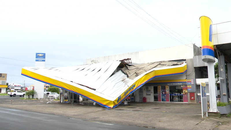 Temporal deixa rastro de destrui&ccedil;&atilde;o em Ararangu&aacute; – Foto: Luiz Everton/NDTV