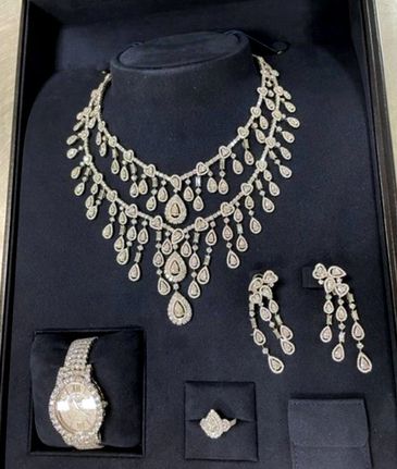 Joias apreendidas pela Receita Federal – Foto: Twitter/Reprodu&ccedil;&atilde;o/ND