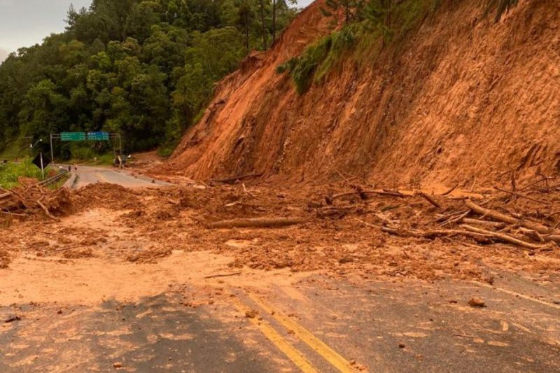 DNIT avança com recuperação da BR-280 na Serra de Corupá - Portal São Bento  Notícias