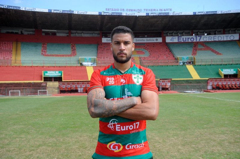 Zagueiro Bruno Leonardo – Foto: Divulga&ccedil;&atilde;o/Portuguesa