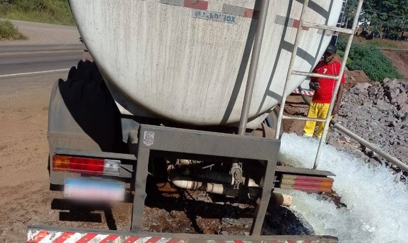 A Casan busca &aacute;gua no rio Uruguai para abastecer o munic&iacute;pio de Conc&oacute;rdia durante estiagem. &mdash; Foto: Casan/Reprodu&ccedil;&atilde;o/ND