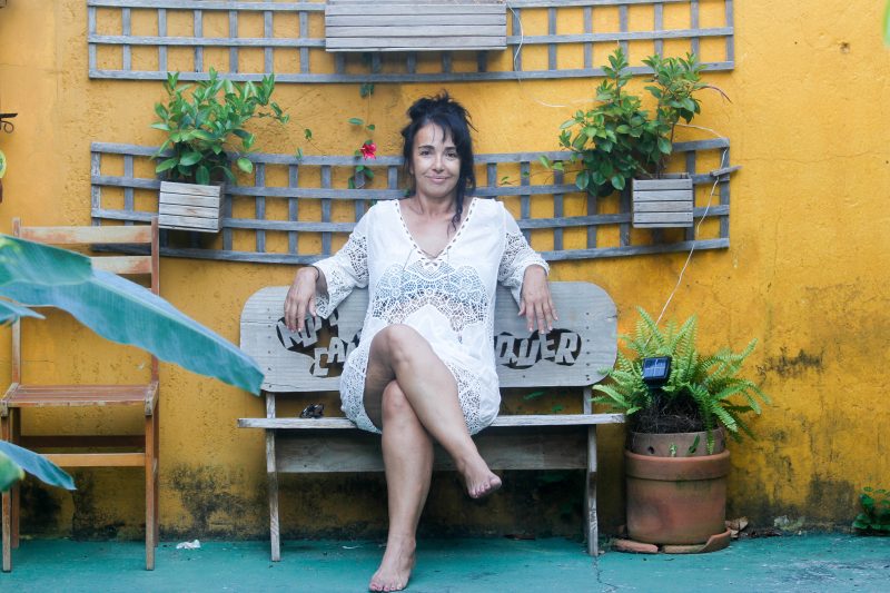 Cl&aacute;udia Barbosa desenvolve projeto de reposit&oacute;rio de obras de Zininho – Foto: Leo Munhoz/ND