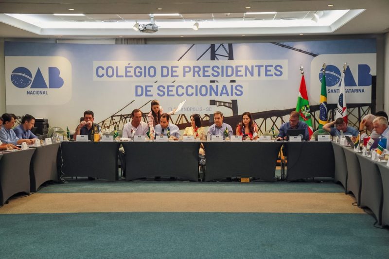 Col&eacute;gio de presidentes de seccionais da OAB se reuniu em Florian&oacute;polis – Foto: Eduardo Tarasca/OAB-SC/Divulga&ccedil;&atilde;o/ND