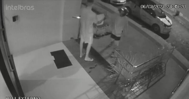 C&acirc;meras de seguran&ccedil;a flagraram momento em que jovem foi morto &agrave; queima-roupa – Foto: Reprodu&ccedil;&atilde;o/ND