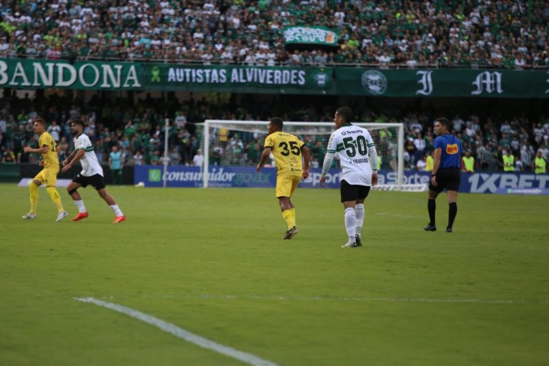 Coritiba foi eliminado pelo Cascavel no Campeonato Paranaense