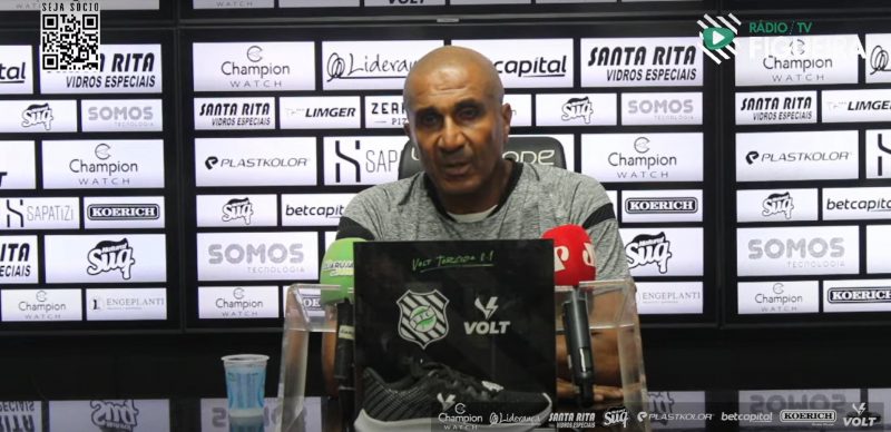 Cristóvão Borges avalia o empate do Figueirense contra o Hercílio Luz