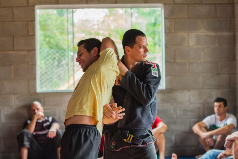 As pessoas com defici&ecirc;ncia enfrentam uma &aacute;rdua batalha para acessar &agrave;s oportunidades profissionais no Brasil – Foto: Curso Vigilante