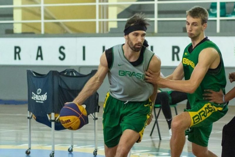 Seleção brasileira de basquete 3x3 durante os Jogos Mundia…