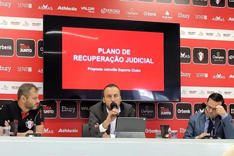 Apresenta&ccedil;&atilde;o de proposta para plano de recupera&ccedil;&atilde;o judicial foi realizado na manh&atilde; desta quinta-feira (2) – Foto: Drika Evarini/ND