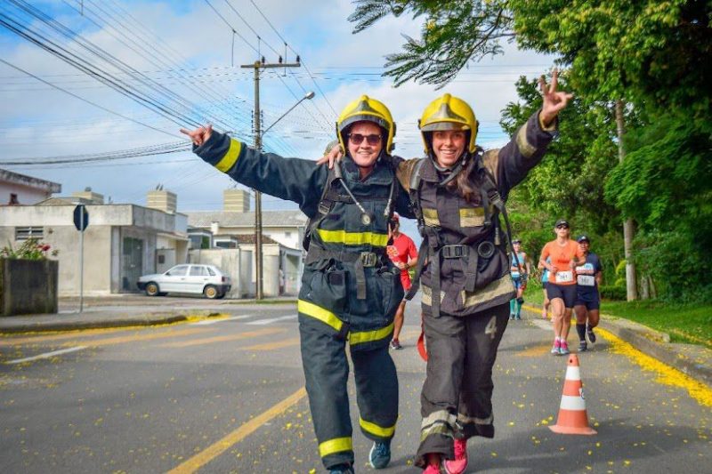Maria J&uacute;lia participou da Corrida do Fogo – Foto: Corpo de Bombeiros Militar de Santa Catarina/Reprodu&ccedil;&atilde;o/ND