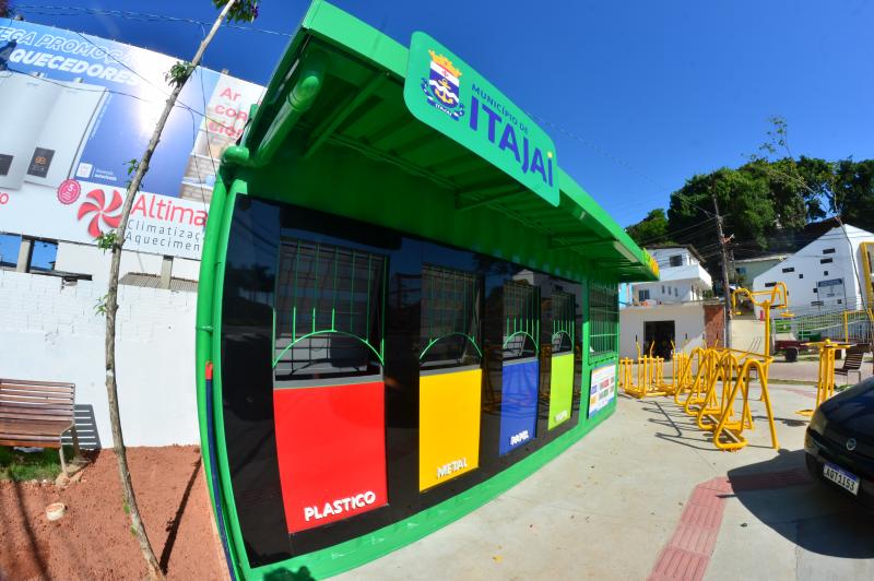 Nos dois primeiros meses de 2023, foram coletados pelos ecopontos cerca de 200 mil litros de recicl&aacute;veis – Foto: Prefeitura de Itaja&iacute;/Reprodu&ccedil;&atilde;o/ND