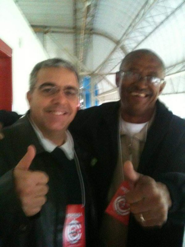 Em 2014 o colunista esteve com o artilheiro Z&eacute; Melo. – Foto: Acervo pessoal