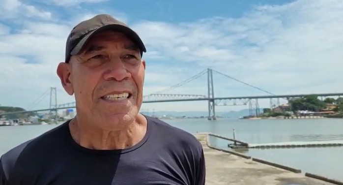 Edson Aquino dos Santos conta como a Ponte Hercílio Luz o encantou pelo remo