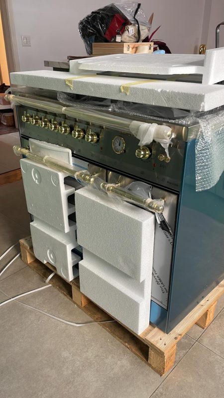 Isabella Scherer falou sobre a emo&ccedil;&atilde;o de ganhar um fog&atilde;o de mais de R$ 50 mil – Foto: @isabellascherer/Twitter/Divulga&ccedil;&atilde;o/ND