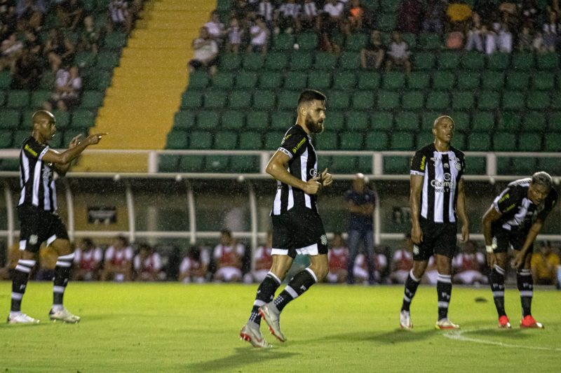 Onde assistir ao vivo a Figueirense x Joinville, pelo Campeonato  Catarinense?