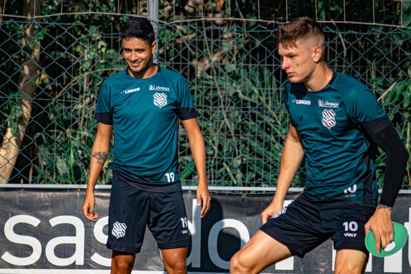 Léo Artur (19) é uma das esperanças do Figueirense para tentar reverter situação ruim no Estadual 
